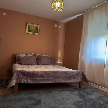 Carlo Διαμέρισμα *