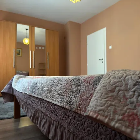 Διαμέρισμα Carlo *